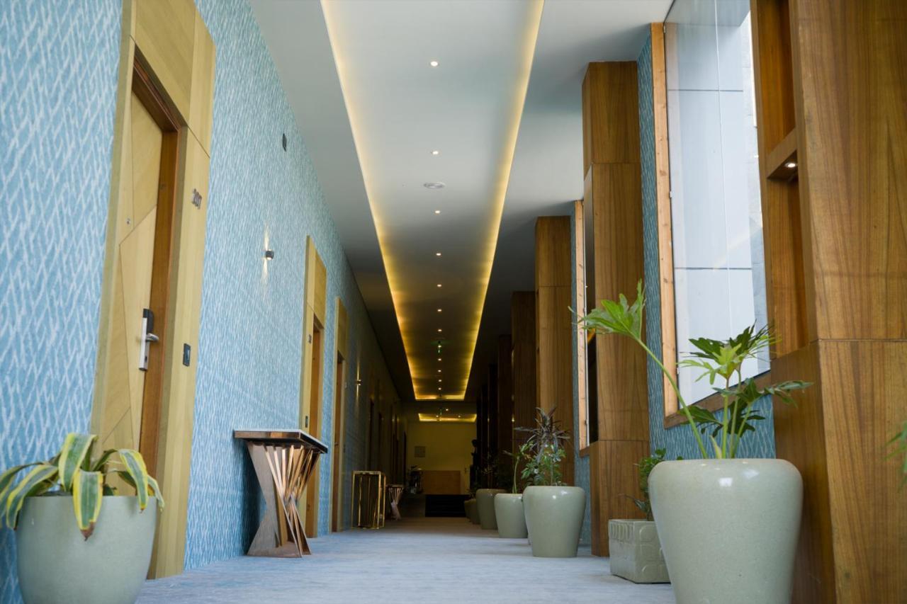 Clarks Inn Suites Kangra Zewnętrze zdjęcie