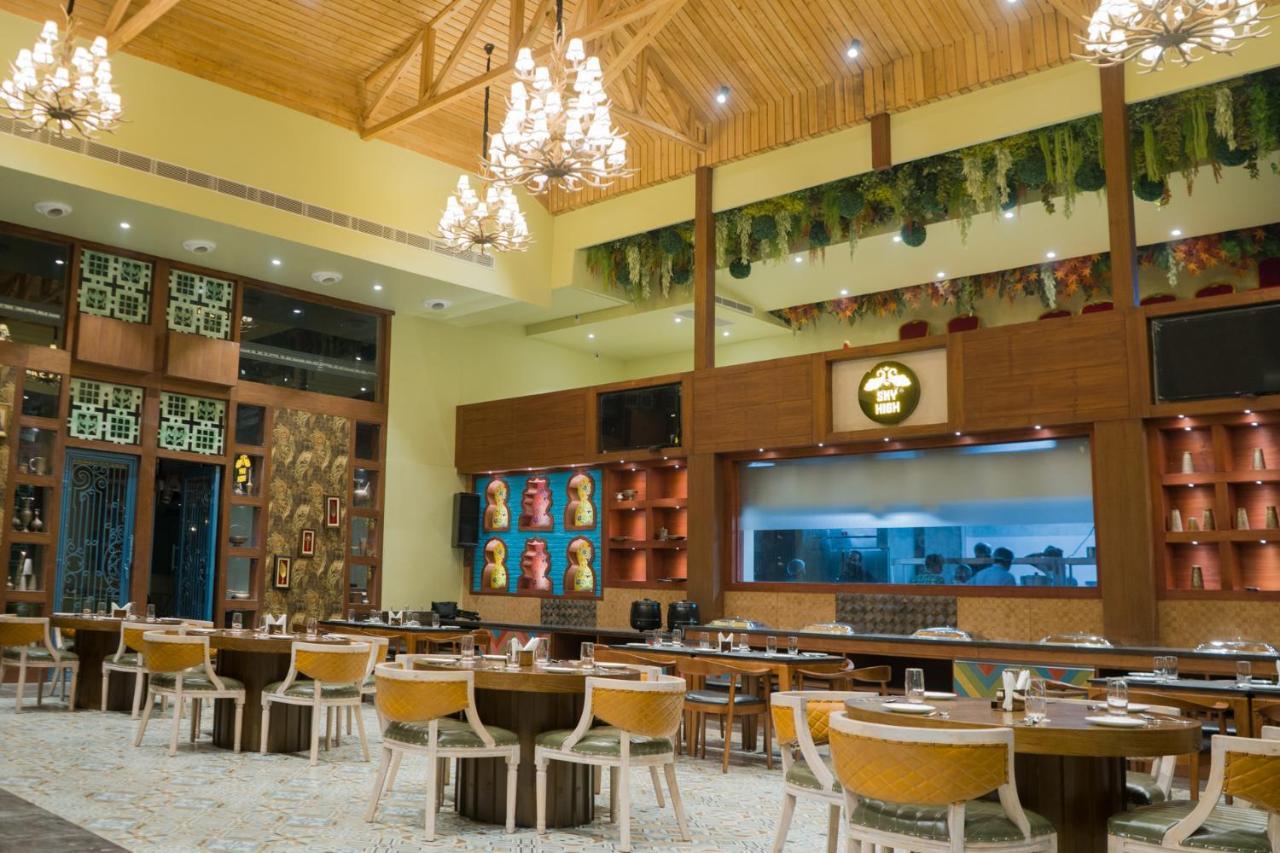 Clarks Inn Suites Kangra Zewnętrze zdjęcie